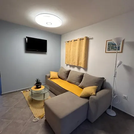 Apartments Tommi Dramalj Exterior photo